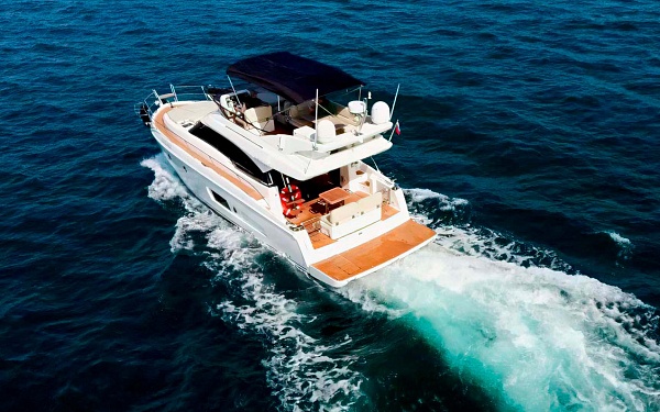 Аренда яхты Bavaria 420 Virtess в Сочи
